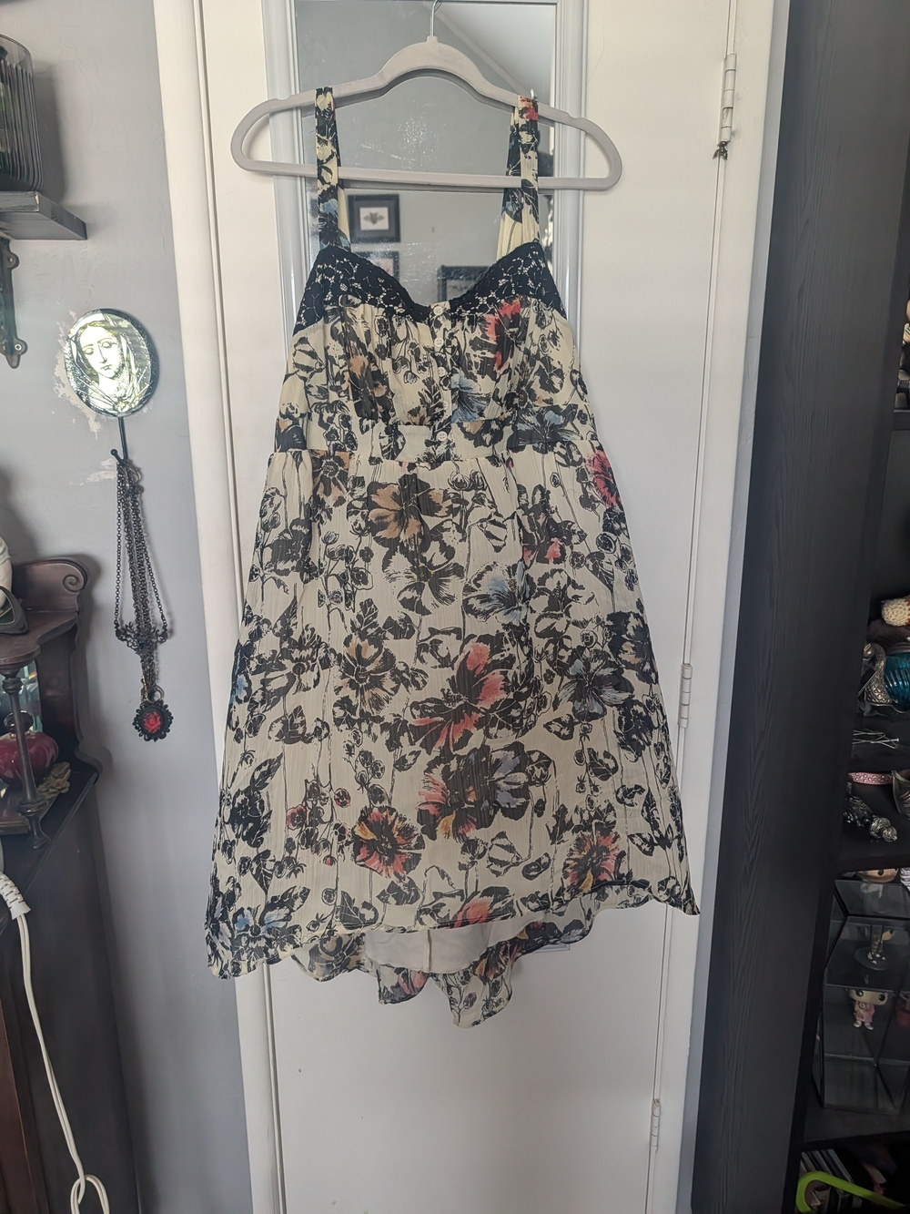torrid Cream Floral Mini Dress with Black Lace - Picture 2 of 7